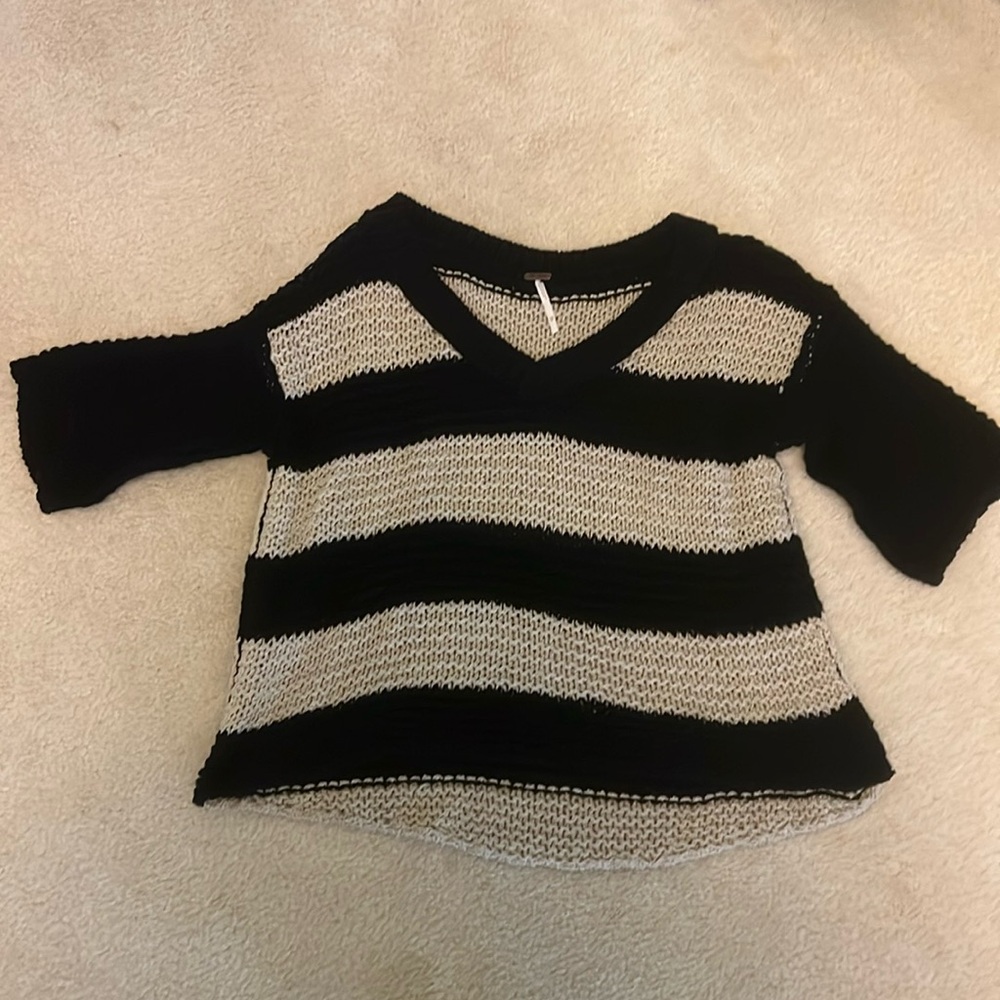 Free people. XS. Sweater